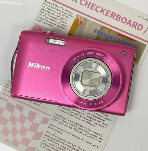 Nikon coolpix s3300 - s3300, strawberry